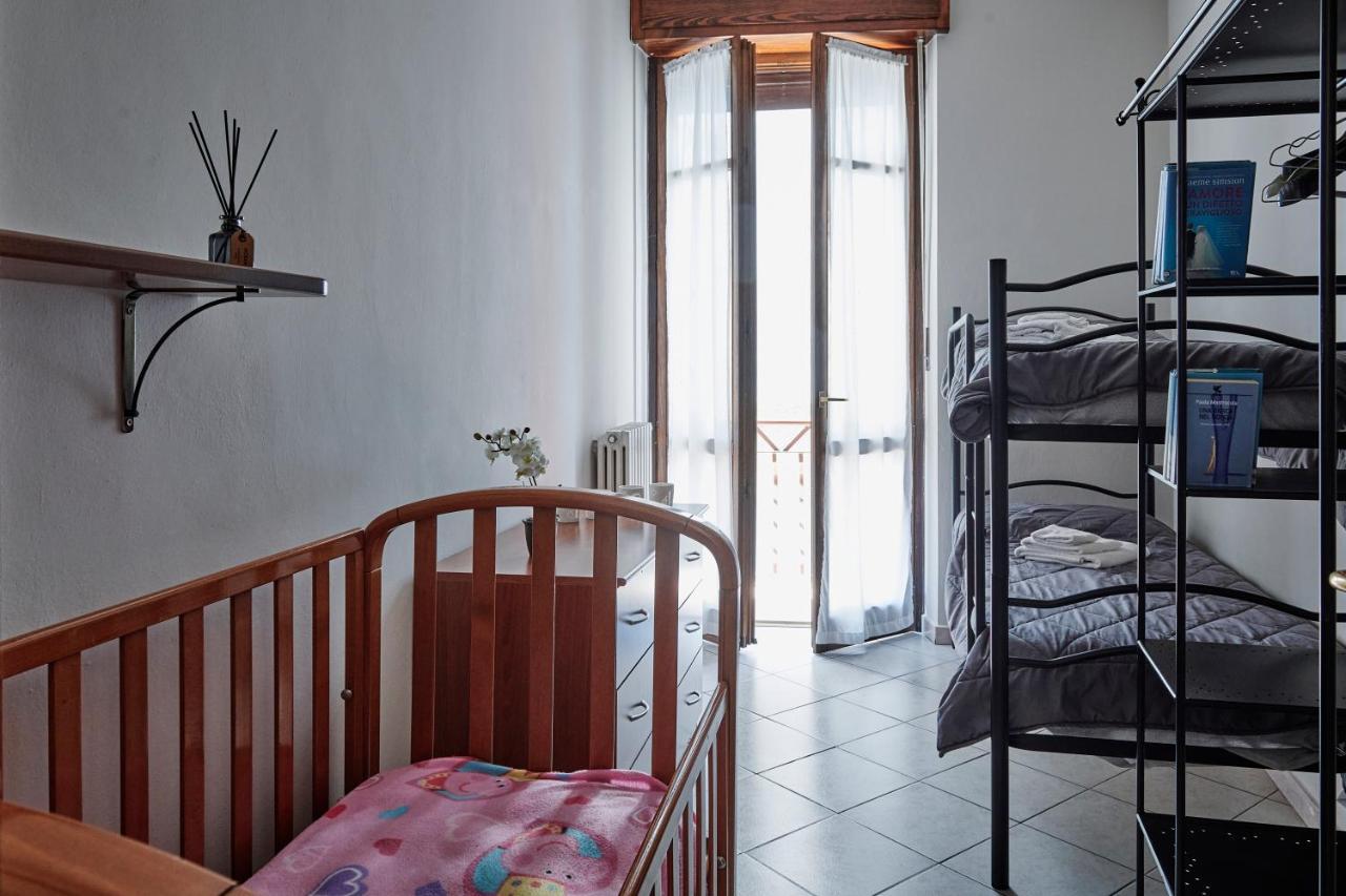 Terrazza Di Alfieri - Alloggio Con Terrazza Privata Nel Centro Di Asti Kültér fotó